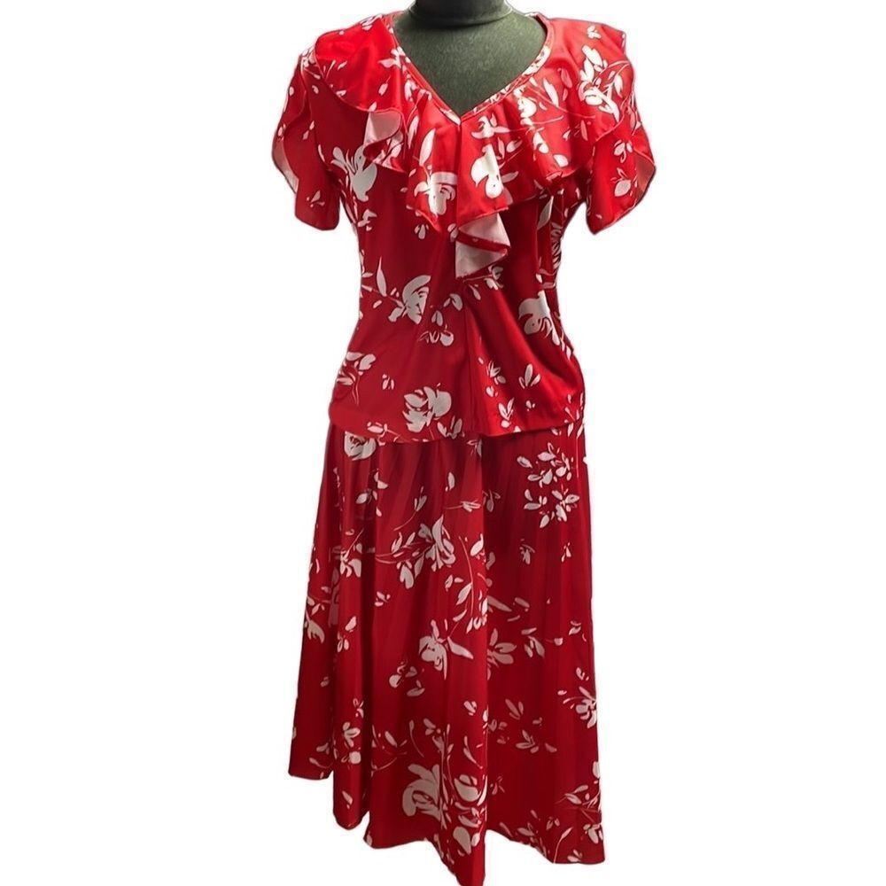 Women’s Floral Pleated Ruffled Skirt Set Red White Small Unbranded Cottagecore